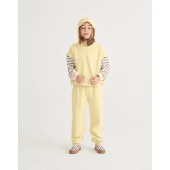 Huvtröja Yellow><noscript><img width=
