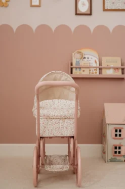 Dockvagn Pink><noscript><img width=