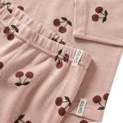 Gisborn Baselayer-set I Ull Och Bambu Woody Rose Cherry><noscript><img width=