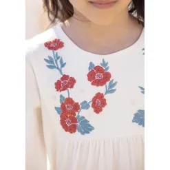 Krämfärgad Blus med Blomsterbroderi><noscript><img width=