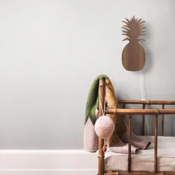 Pineapple Lampa Smoked Oak><noscript><img width=
