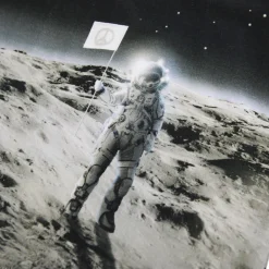 Riley T-shirt Moon Traveller><noscript><img width=
