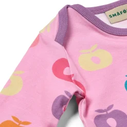 Ulm Long-Sleeved Baby Body with Apples Pink lilac><noscript><img width=