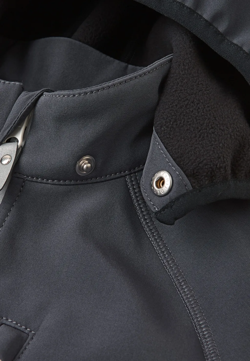 Vantti Softshell Jacka Soft Black>Reima